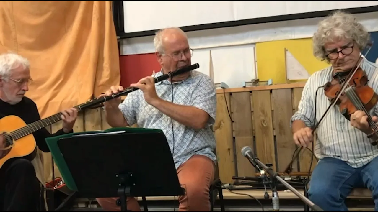 Le trio Déompda en session irlandaise à la cale de La Landriais
