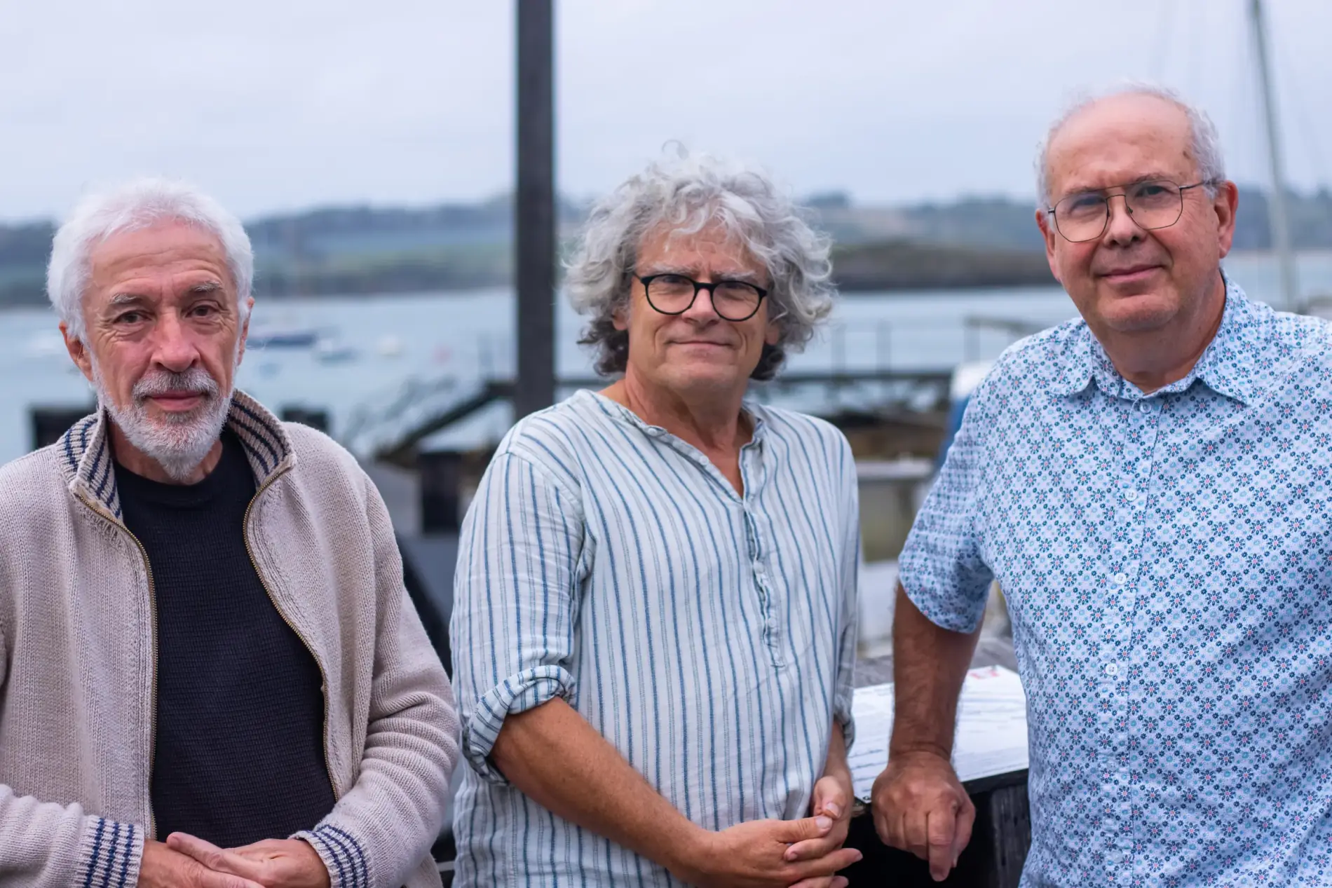 Bernard Bizien, Dominique Trichet et Fañch Fichou du trio Déompda, en bord de Rance